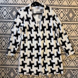 Chico's Monochrome Knit Sweater